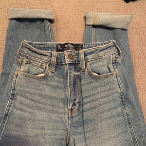 Hollister mom jeans